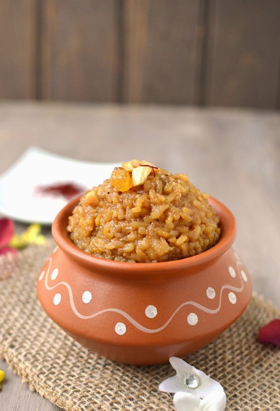 Sweet Rice Pongal served in a traditional mud pot